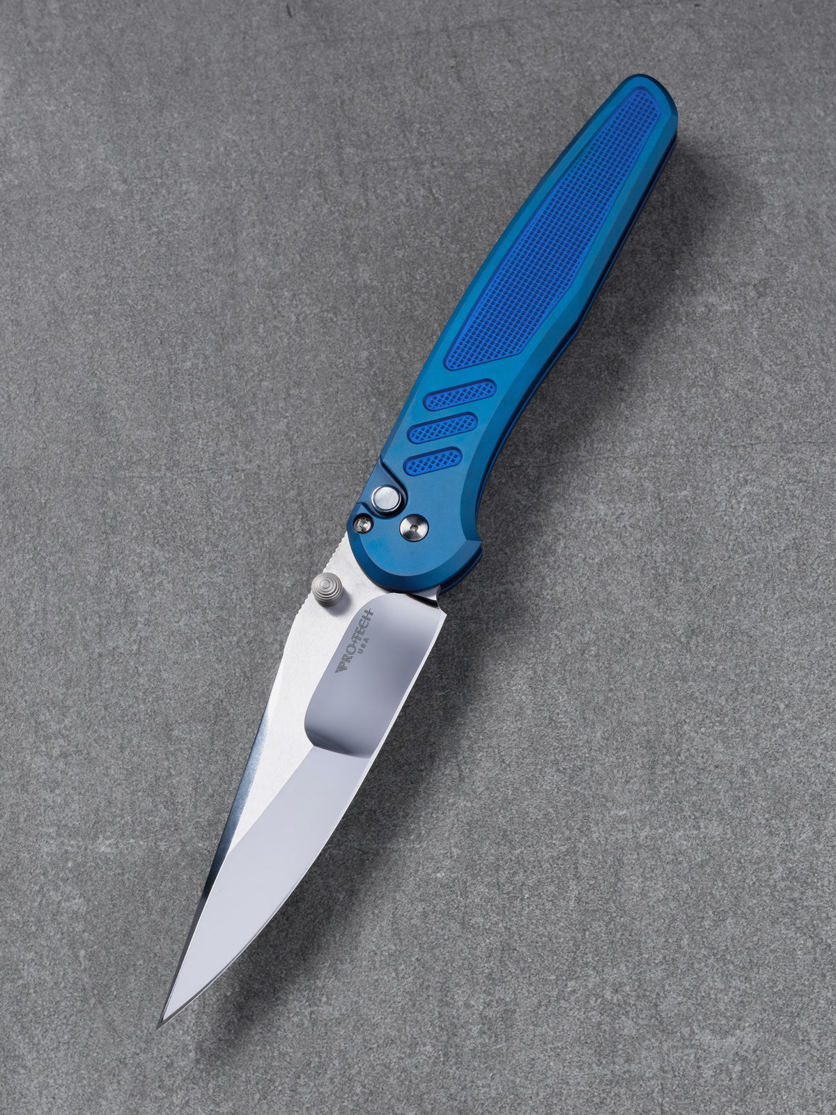 Pro-Tech Avalon – Peace Neighbor Design, Sapphire Blue PVD Knurled 17-4 Stainless Steel Handle, Mike Irie Compound Mirror Polished 154CM Blade