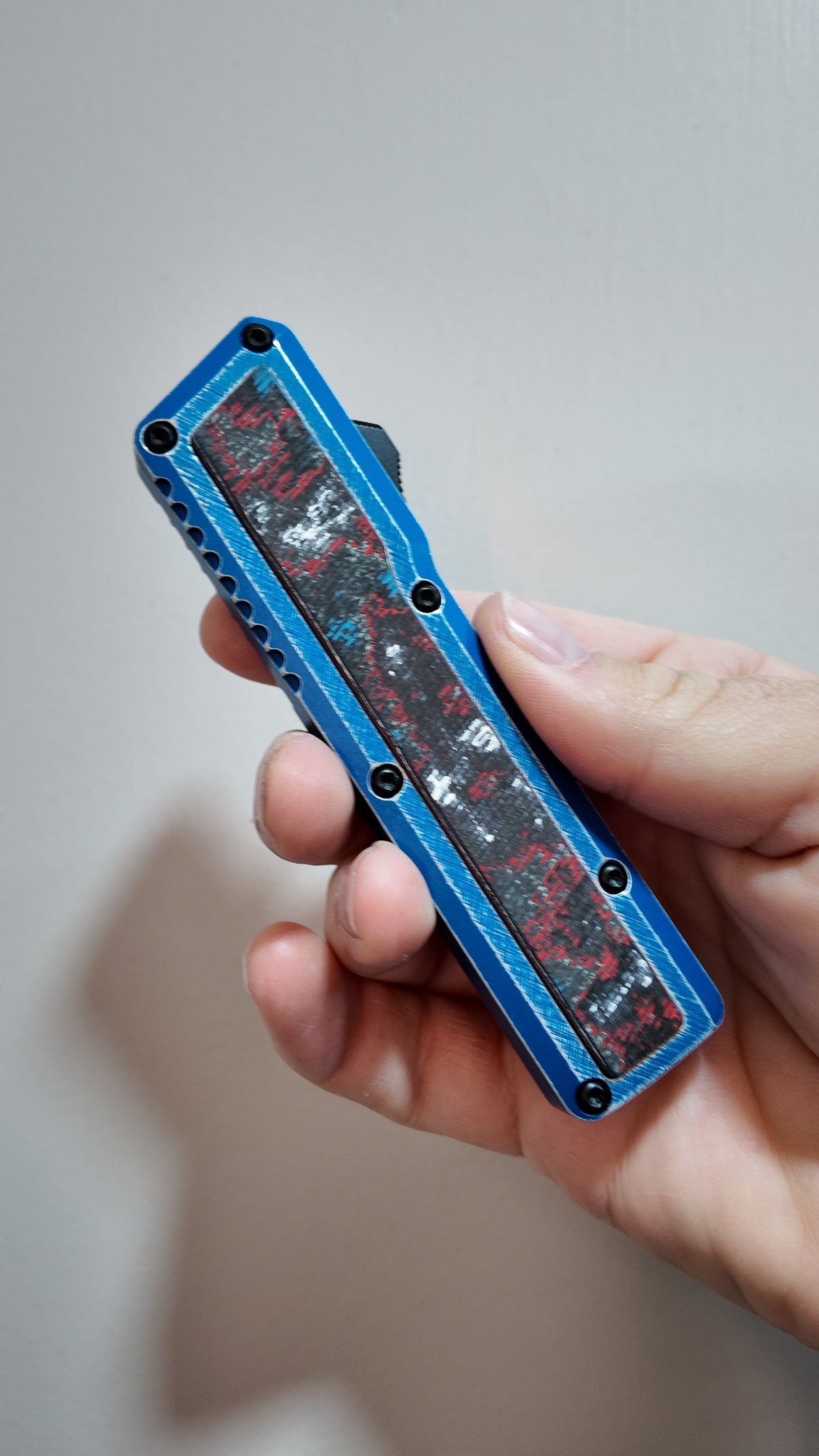 Chaves Knives Blue Crosshatched with Nebula Carbon Fiber Inlays and Tanto Blade Shape