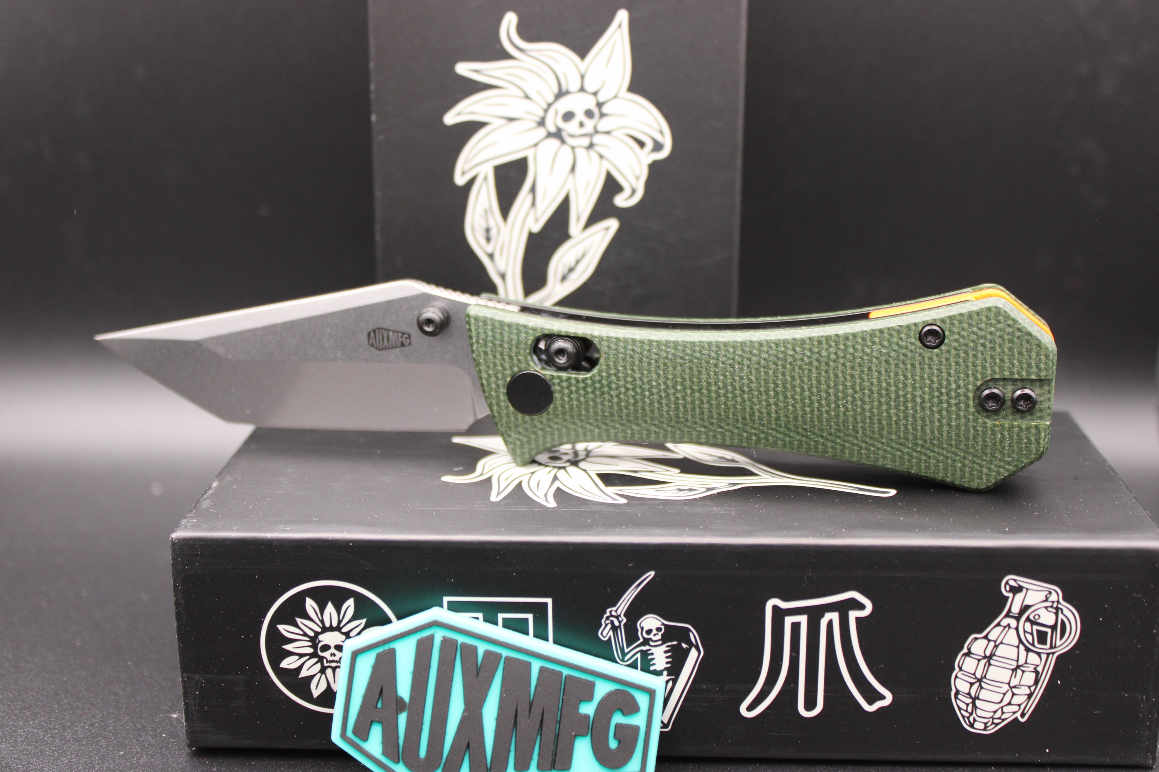 Auxiliary Manufacturing Coffin Tanto Crossbar Lock Micarta Handle