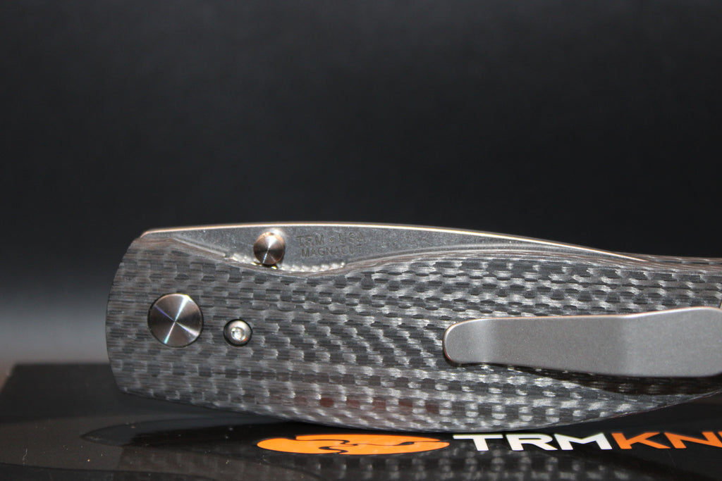 TRM-Three Rivers Manufacturing Neutron 2 Contoured Carbon Fiber Scales Liner Lock Magnacut Steel Blade