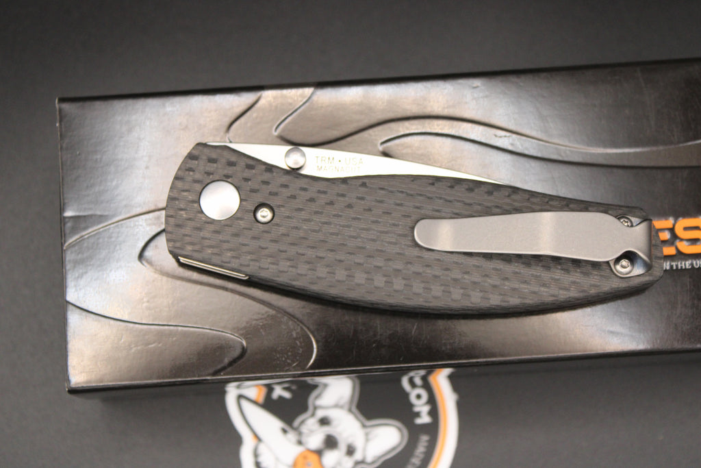 TRM-Three Rivers Manufacturing Neutron 2 Contoured Carbon Fiber Scales Liner Lock Magnacut Steel Blade