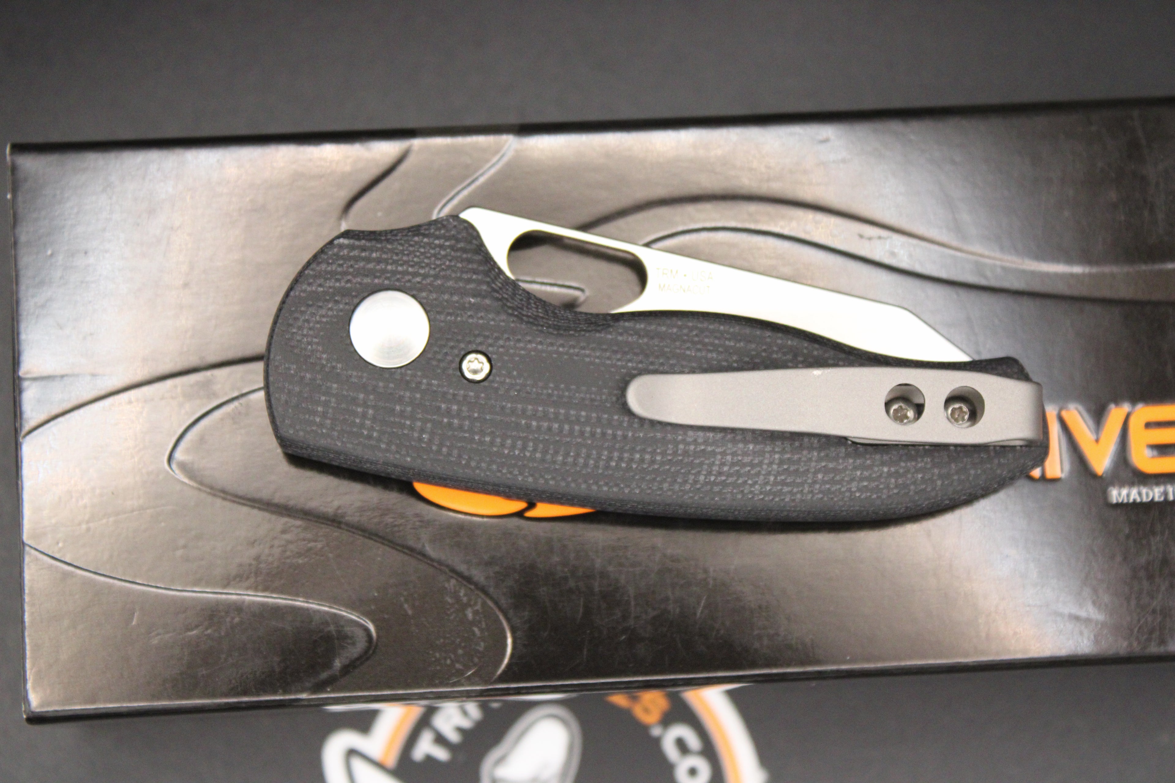 Three Rivers Manufacturing TRM Holier Nerd Linerlock MagnaCut Jet Black G10 3D Contoured Smooth