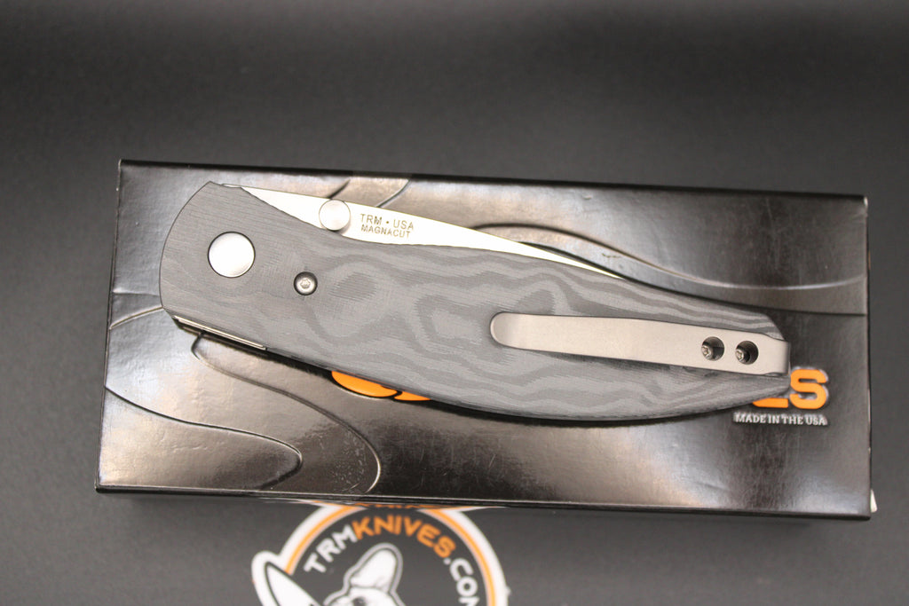 Three Rivers Manufacturing Atom Black Pearl Carbon Fiber Scales Magnacut Steel Flat Ground Blade with Liner Lock