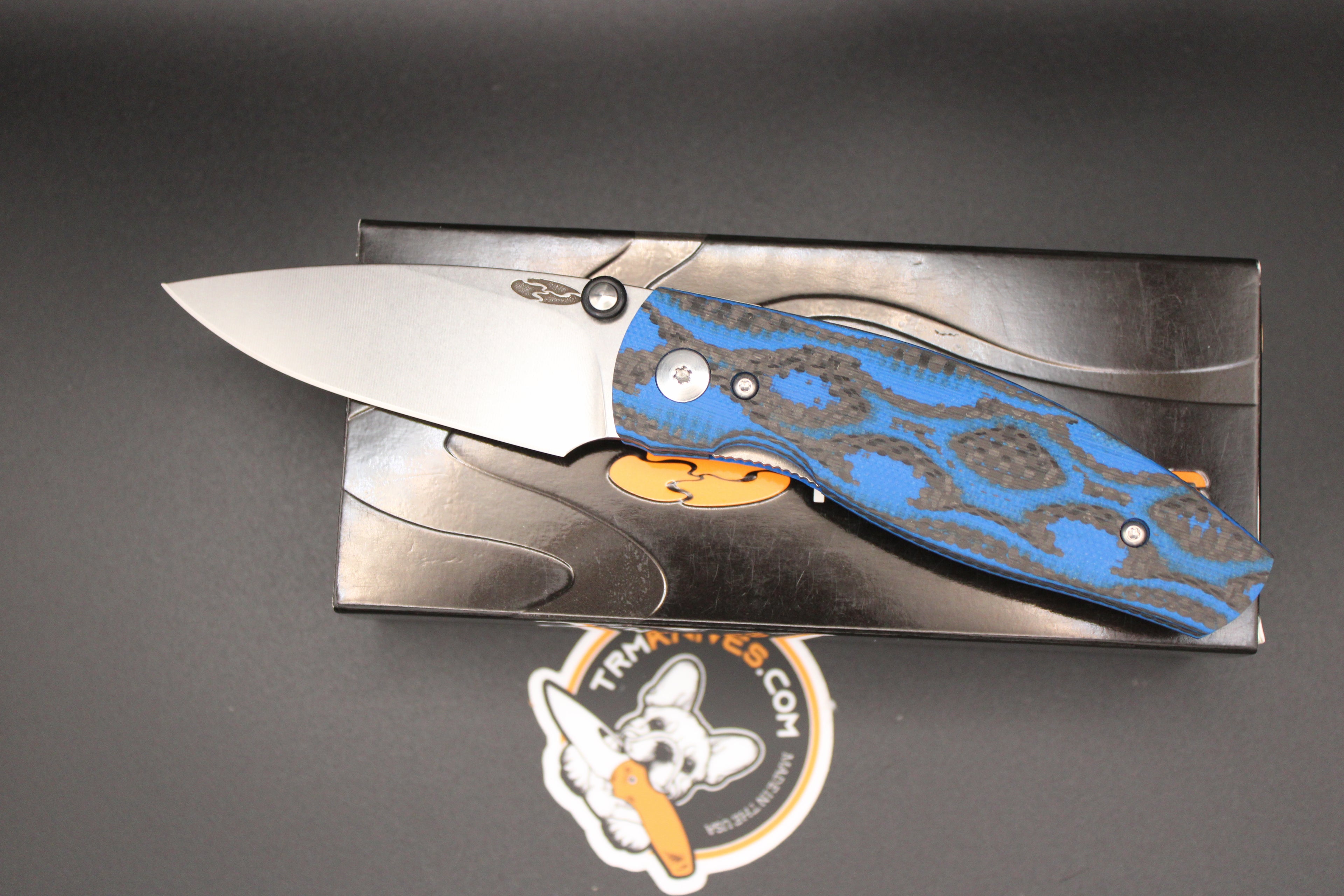 TRM-Three Rivers Manufacturing Neutron 2 Blue Serpent G10 and Carbon Fiber Contoured Scales Liner Lock Magnacut Steel Blade