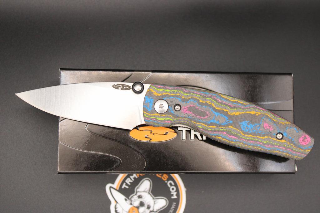 TRM-Three Rivers Manufacturing Neutron 2 80s Camo Contoured Carbon Fiber Scales Liner Lock Magnacut Steel Blade