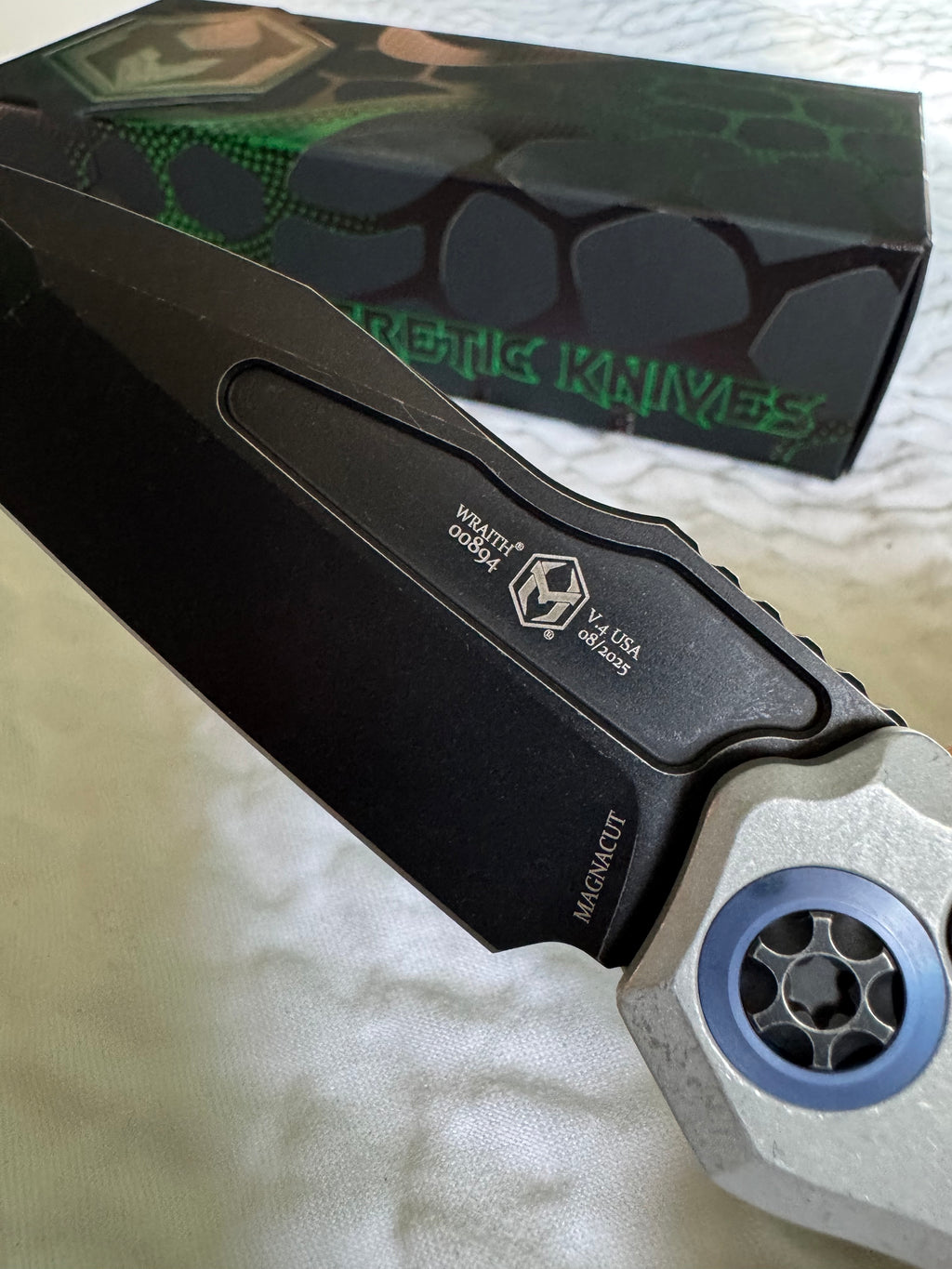 Heretic Knives Automatic Wraith V4 Battleworn Black Tanto Magnacut blade Blizzard Chassis w/ Blue Ti Collar