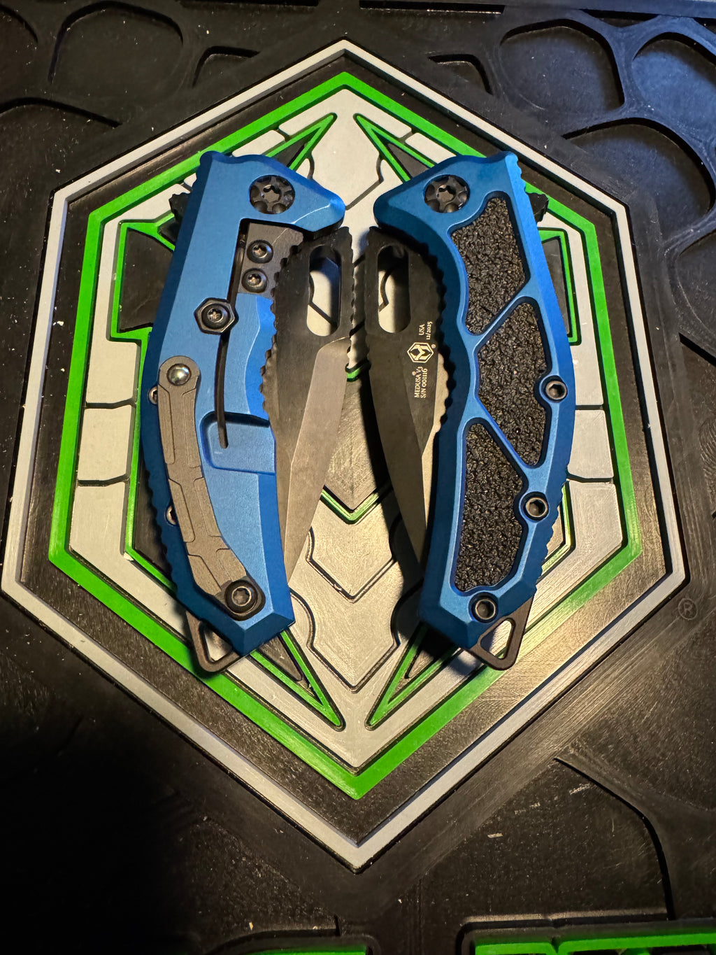Heretic Knives Manual Medusa Tanto DLC Magnacut blade Framelock Flipper