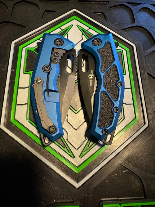 Heretic Knives Manual Medusa Tanto DLC Magnacut blade Framelock Flipper