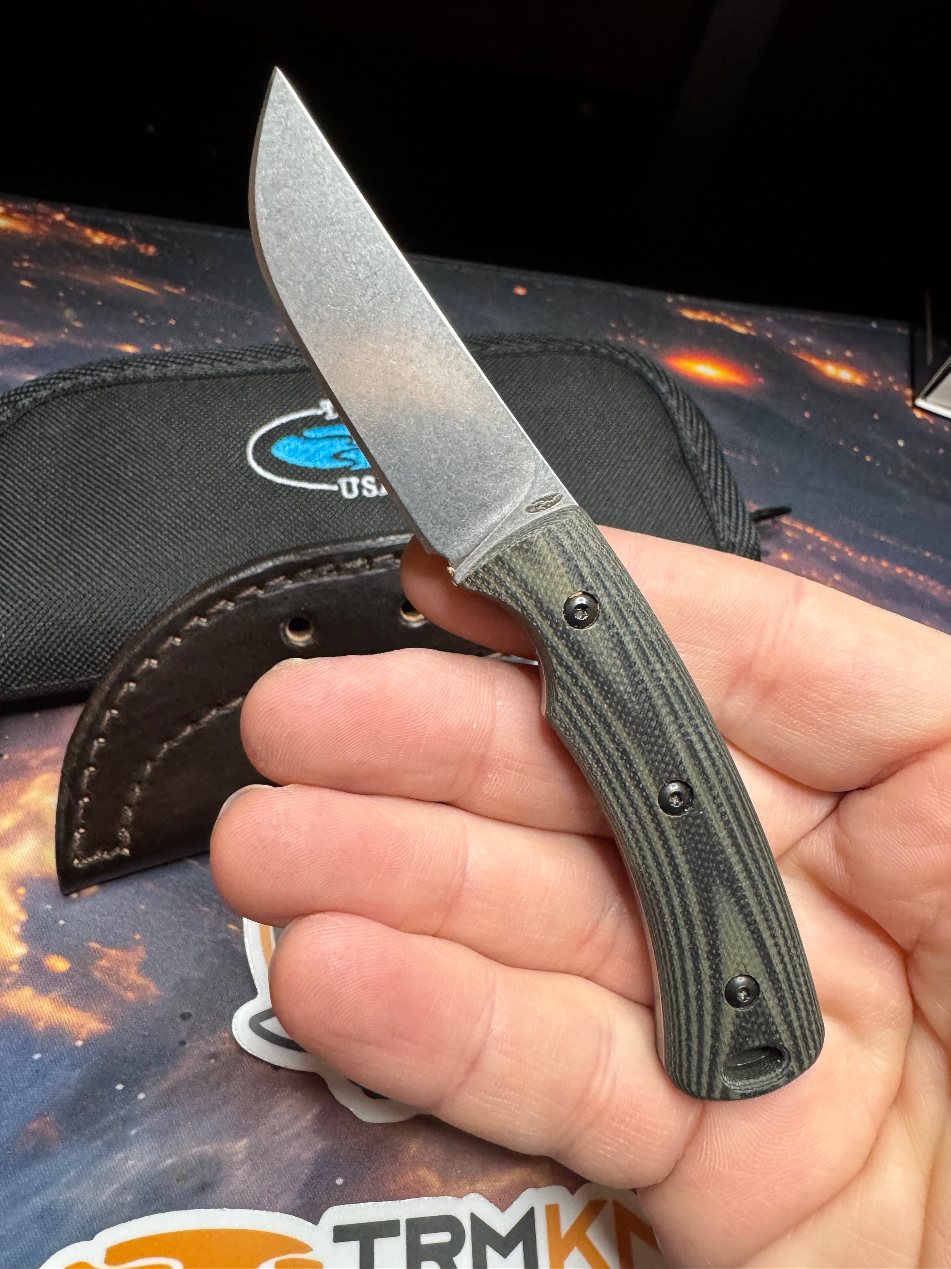TRM-Three Rivers Manufacturing Tagalong Green and Black G10 Magnacut Steel EDC Fixed Blade Leather Sheath