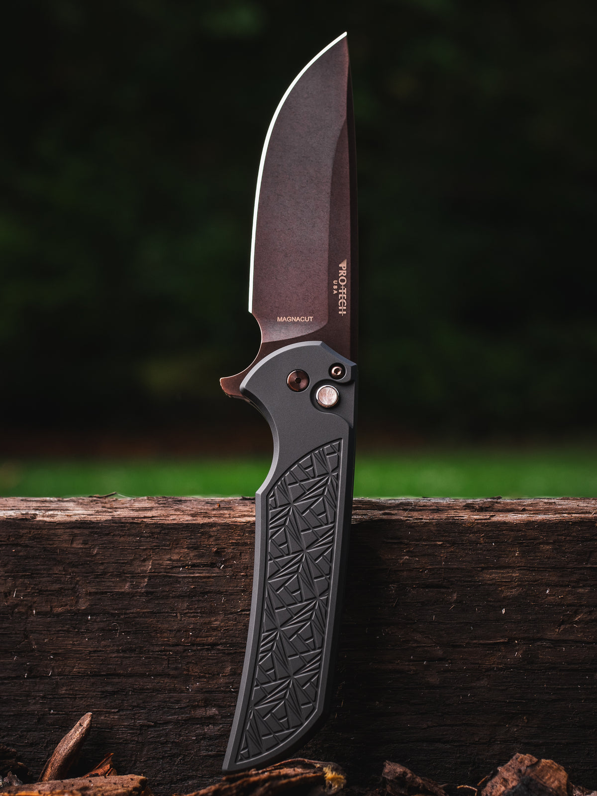 Pro-Tech Mordax – Black Nexus Textured Aluminum Handle, Antique PVD MagnaCut Blade, Black Lip Pearl Button, Matching PVD Hardware – Limited Edition 1 of 35