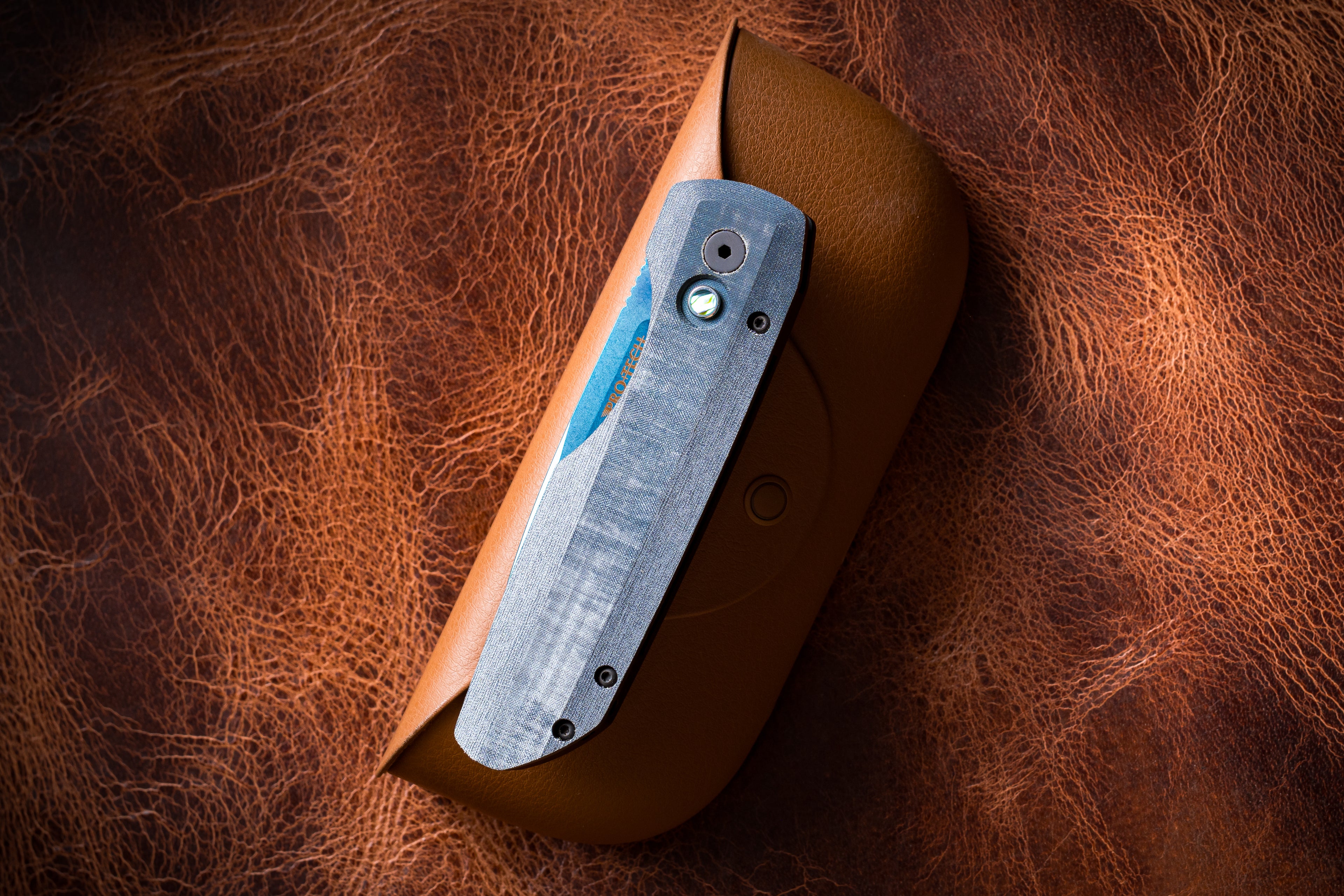 Pro-Tech Vero Synapse 2 Blue Linen Micarta Sapphire PVD Magnacut Blade Auto