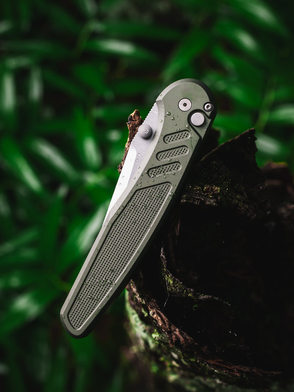 Peace Neighbor Designed Pro-Tech Avalon- knurled green aluminum handle, stonewash Magnacut blade, blasted thumb studs and hardware, blasted long deep carry clip.