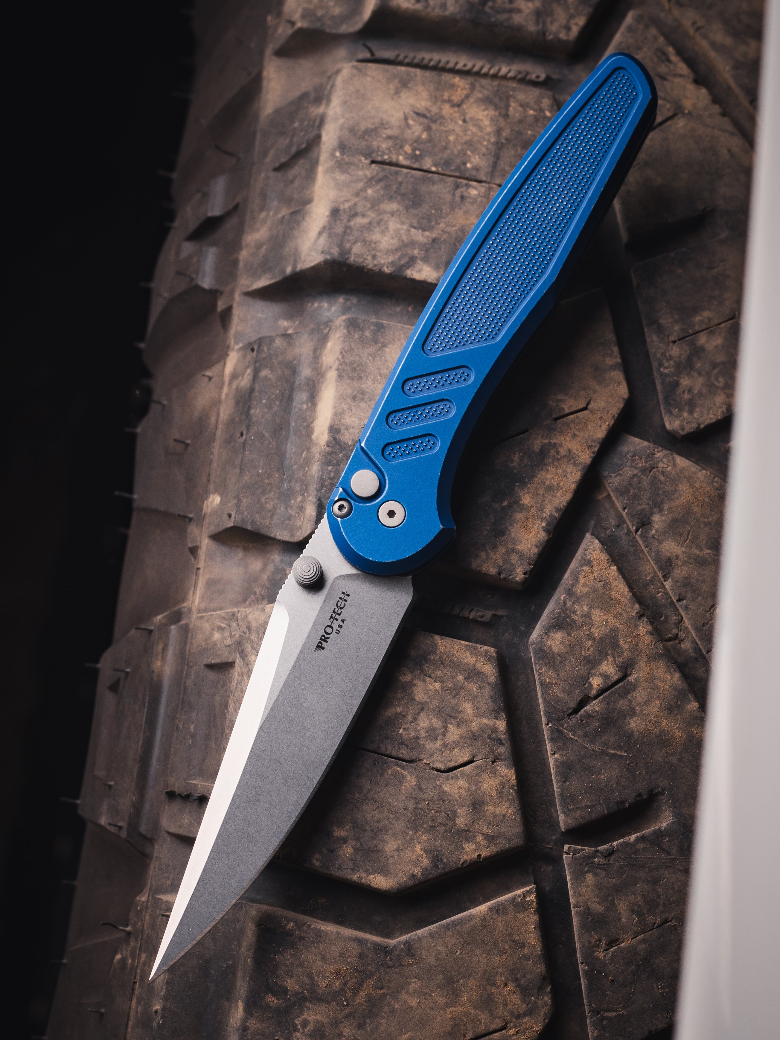 Peace Neighbor Designed Pro-Tech Avalon - Battleworn knurled blue aluminum handle, stonewash Magnacut blade, blasted thumb studs and hardware, blasted long deep carry clip